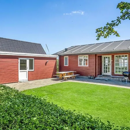 Schönes Haus In Bjert Mit Wlan * Binderup Strand
